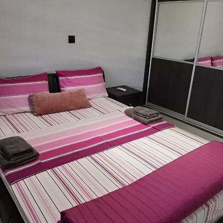 2 Bedroom Apartment-Mediterranean Type 파포스 외부 사진
