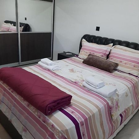 2 Bedroom Apartment-Mediterranean Type 파포스 외부 사진