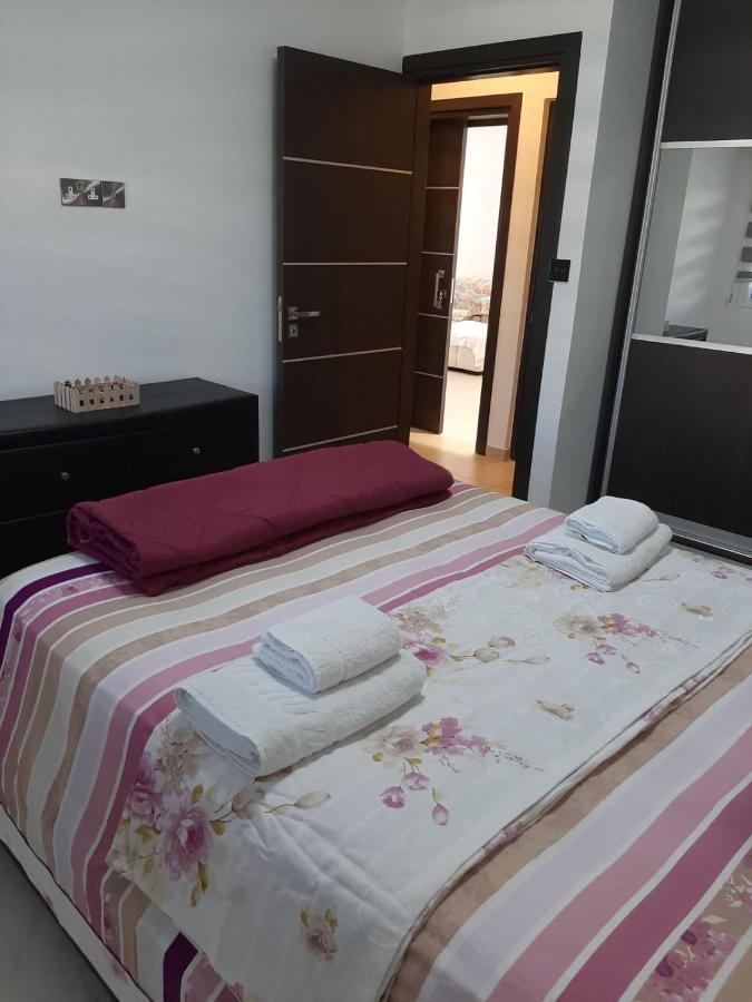 2 Bedroom Apartment-Mediterranean Type 파포스 외부 사진